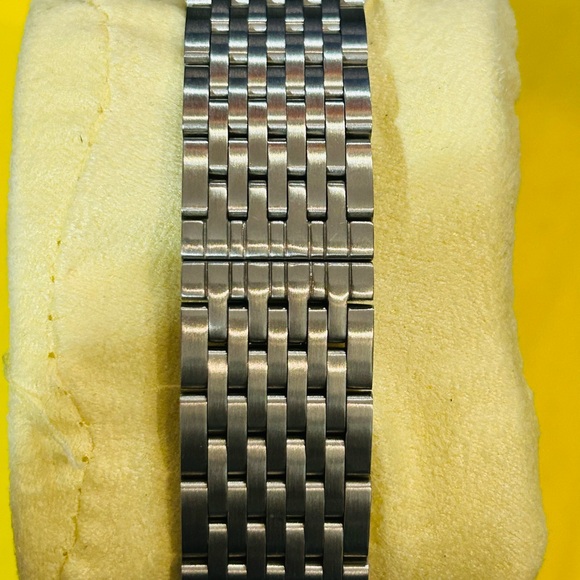 Vintage GMT Silver Invicta Watch Model 12228 - Picture 9 of 10